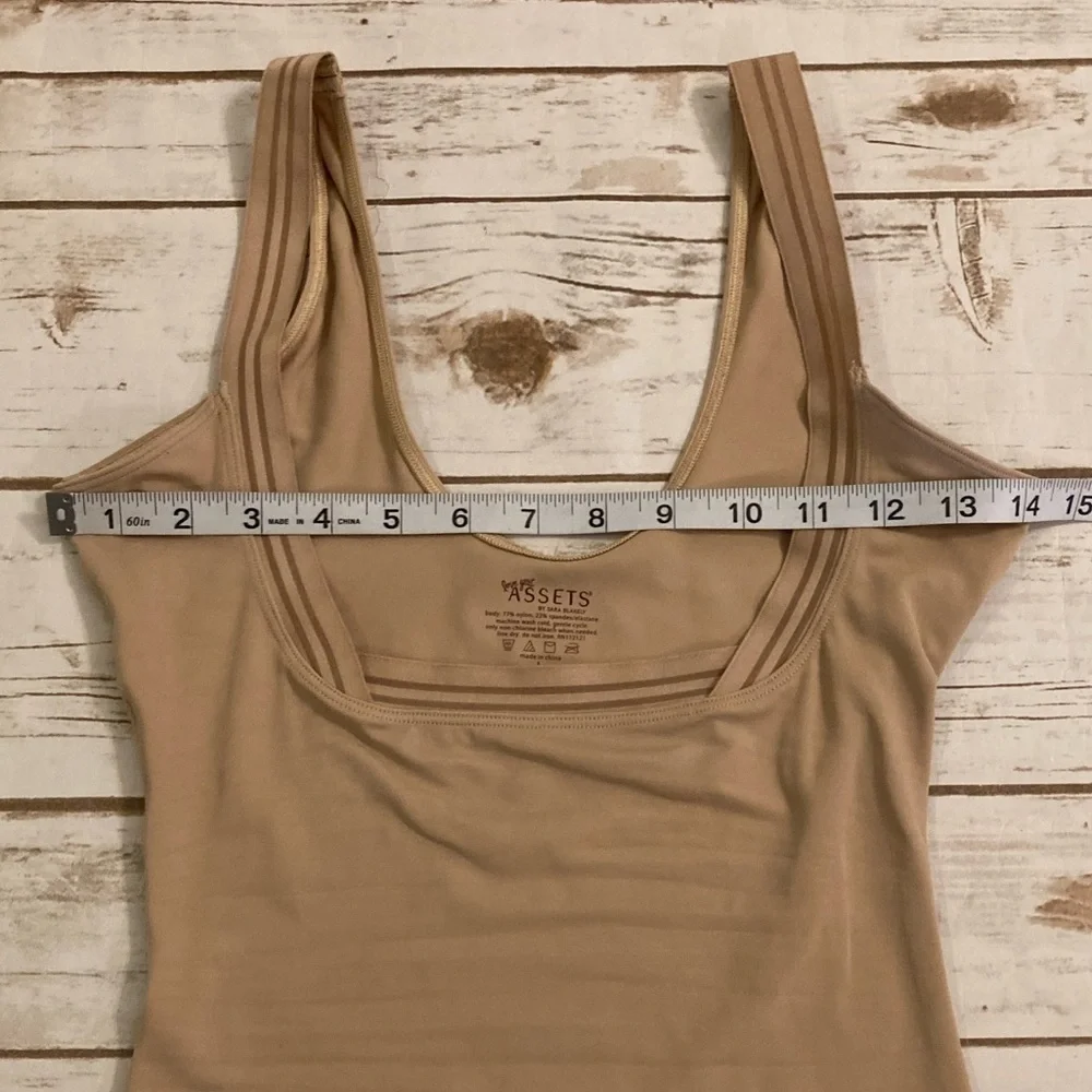 SPANX ASSETS Simplicity Tank Top Under Bust Shapewear Beige Size Large